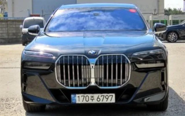 인천중고차할부조회 7시리즈 (G70) 740i xDrive M 스포츠 매물 사진 19 - 2023/11 28,037km