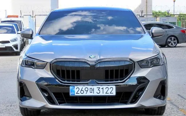인천중고차할부조회 5시리즈 (G60) 530i xDrive 매물 사진 5 - 2025/05 40,470km
